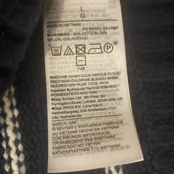 GAP Boyfriend Fit Sweater size L - Picture 3 of 3